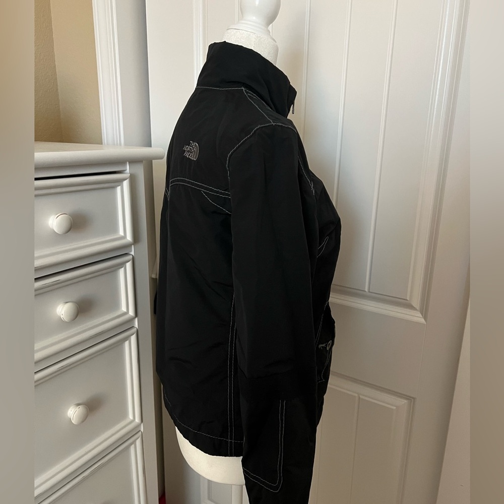 TNF Everyday Jacket - Picture 5 of 11